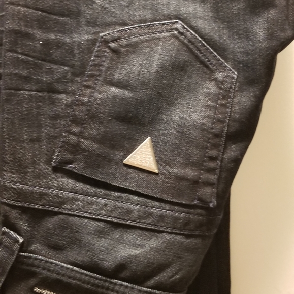Guess Jeans - Picture 2 of 4